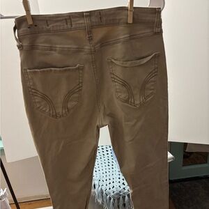 Hollister Women's Beige Straight Leg Jeans